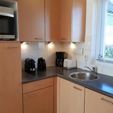 Bij Julianadorp, Afgesloten Tuin & Hond Welkom